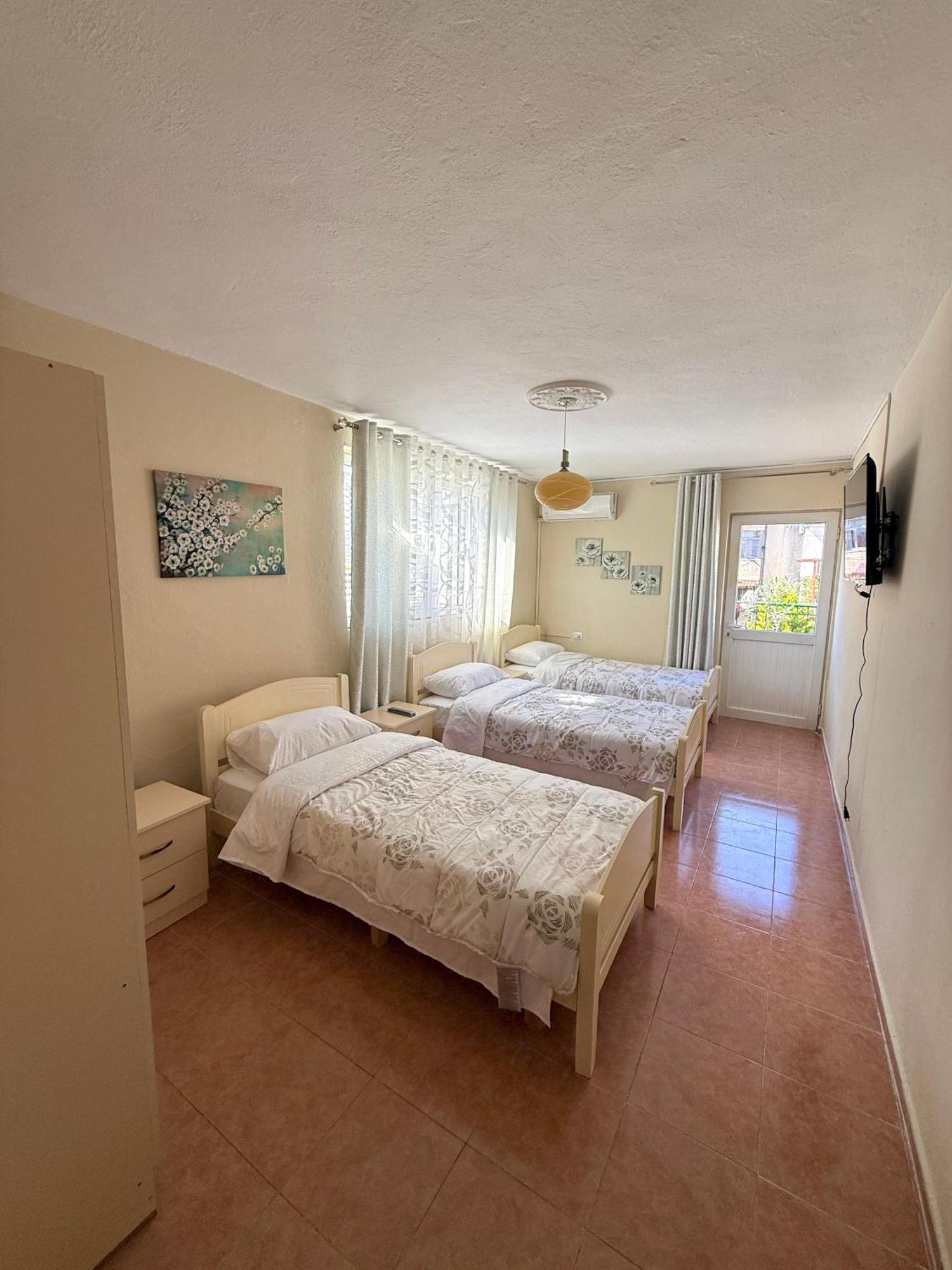 Appartement 2 *